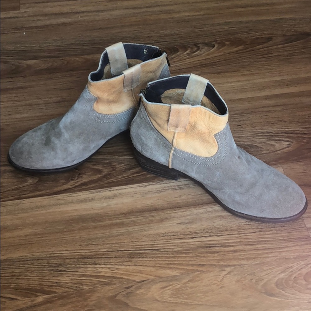 Leather Steve Madden ankle boots